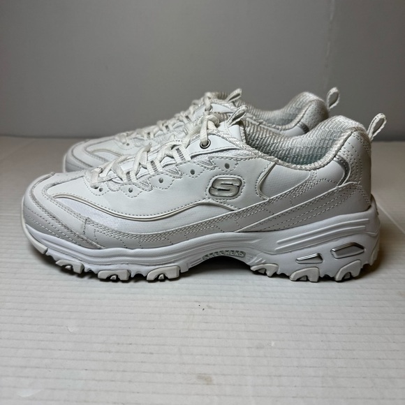 Skechers Women's D'Lites Fresh Start Memory Foam Lace-Up Sneaker - Picture 6 of 13